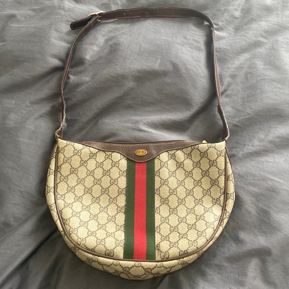 Vintage Gucci Sadle or crossbody bag authentic!!